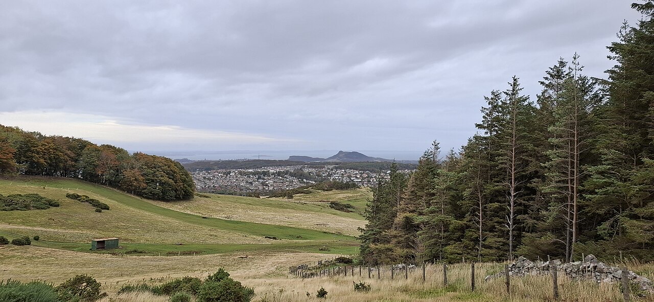 Ratho Climbing Centre approaches / Pentlands